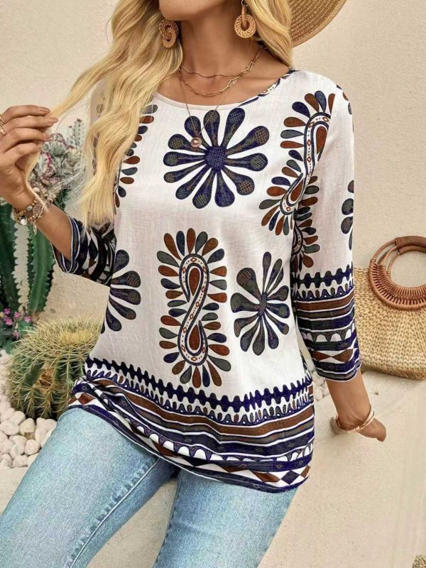 Casual loose shirt, European and American style, fashion cotton-linen versatile top for women.